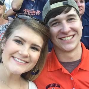 Meet your Posher, Claire